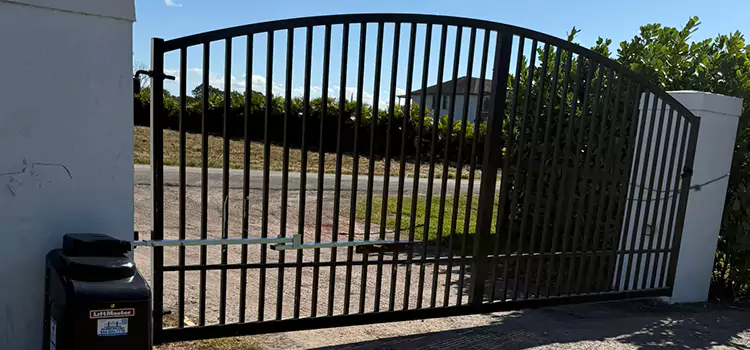 Driveway Fence Repair Collinsville