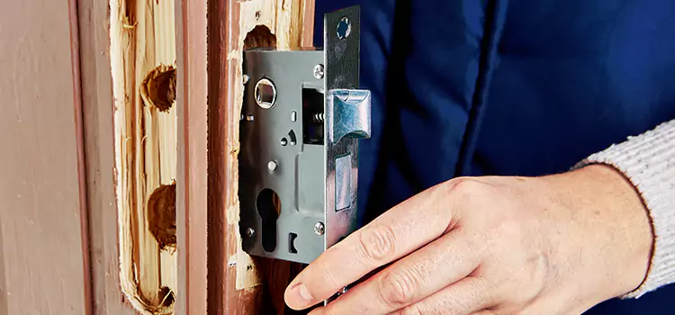 Garage Door Lock Replacement Collinsville